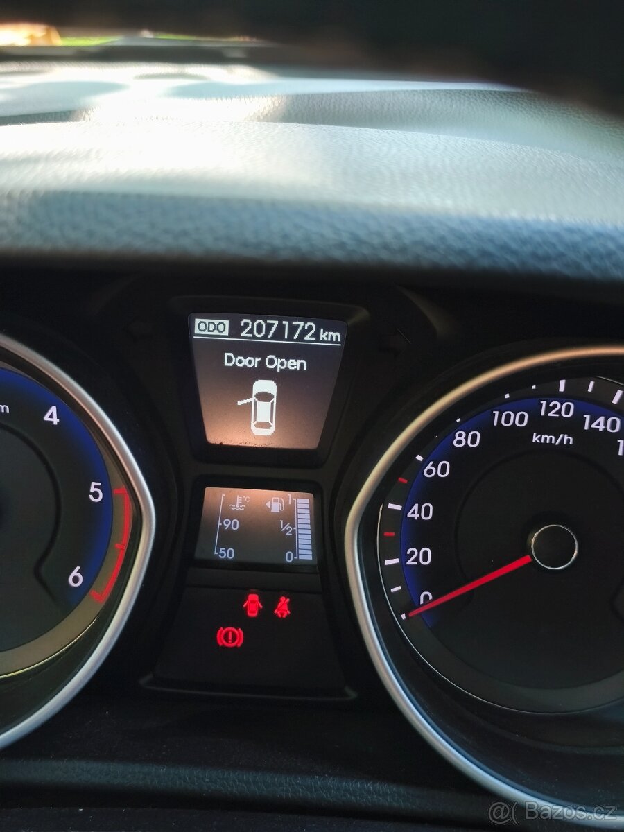 Hyundai i30 kombi - 8