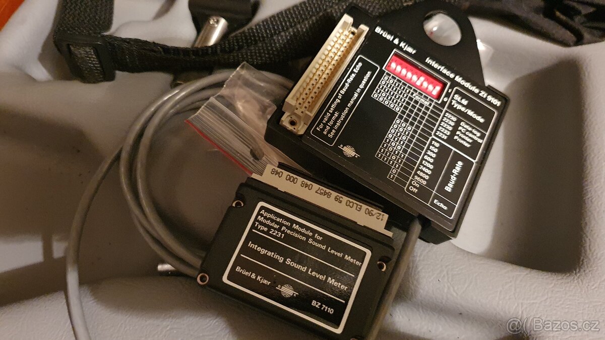 Bruel Kjaer měřící technika a tiskárna - 8