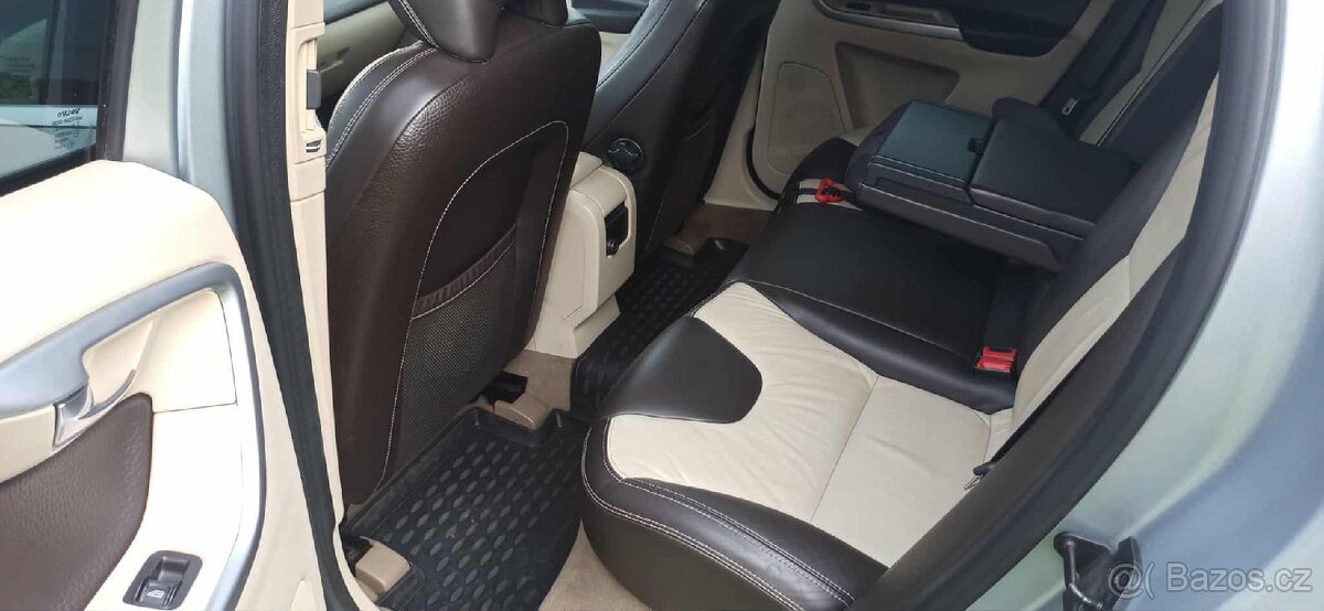 Volvo XC60 D5 AWD, 2.4D. - 8