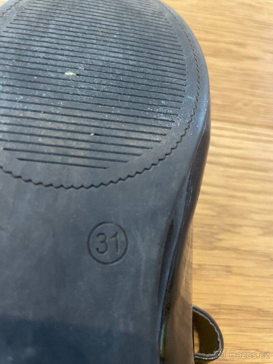 Balerínky sváteční vel 31 - 8