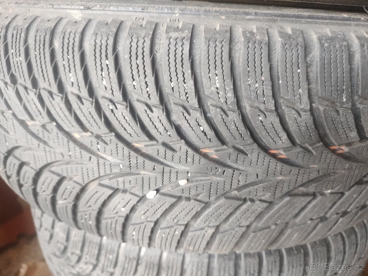 Zimní 205/60/16 - 8