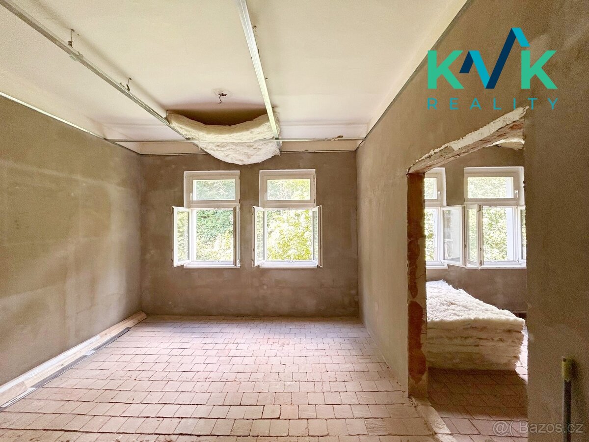 Prodej 4+1 před rekonstrukcí – Karlovy Vary, ul. Sadová - 8