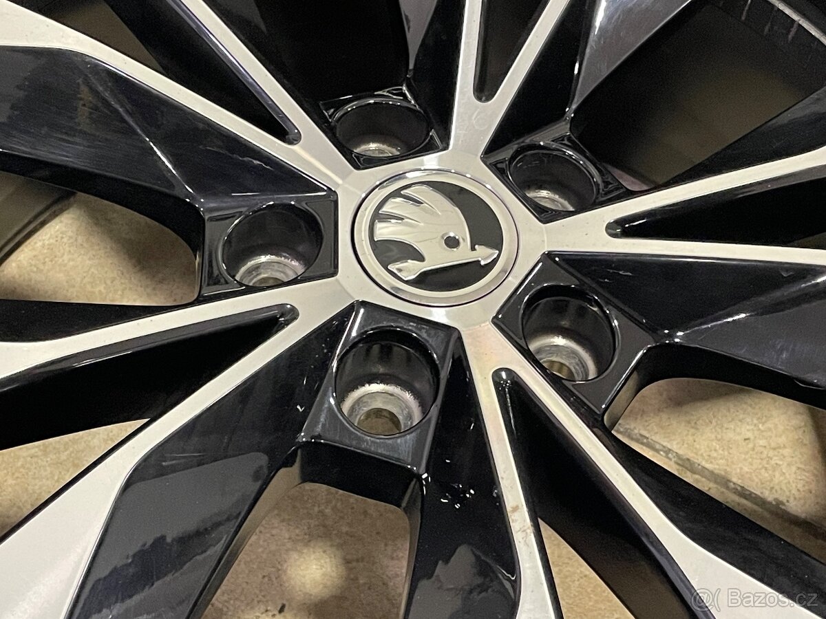 Alu kola 5x112 et44 original Škoda Superb III 235/45 R18 - 8
