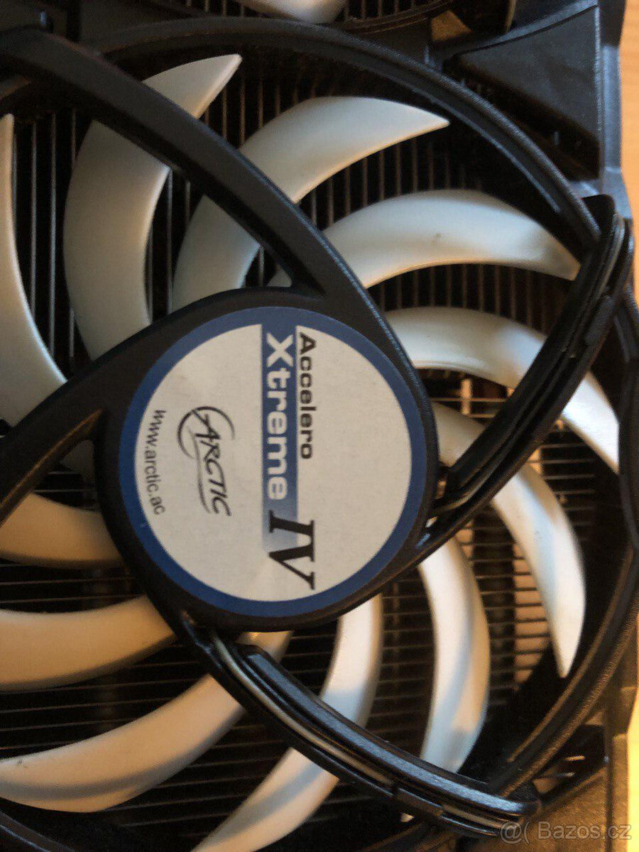 Grafická karta EVGA GTX660ti Pcie+ Arctic Accelero Xtreme IV - 8