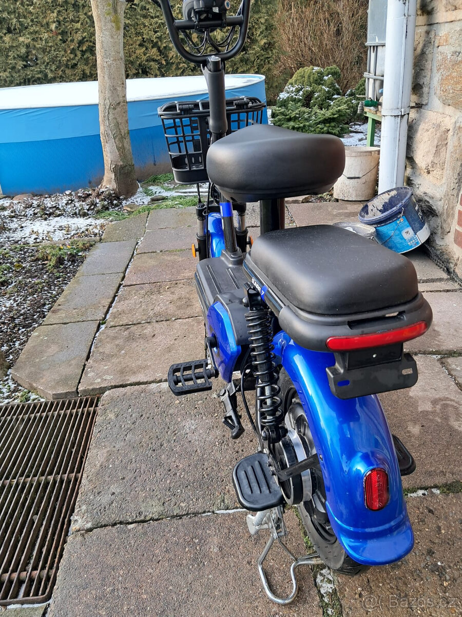 Elektro skútr Sunra 7 - 8