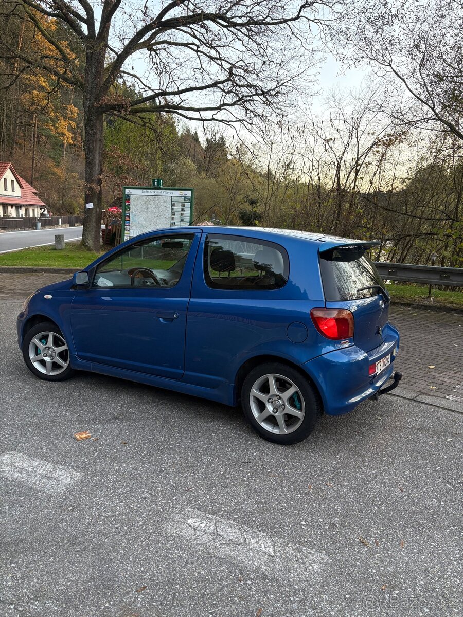 Toyota Yaris TS 1.5 VVTi - 8