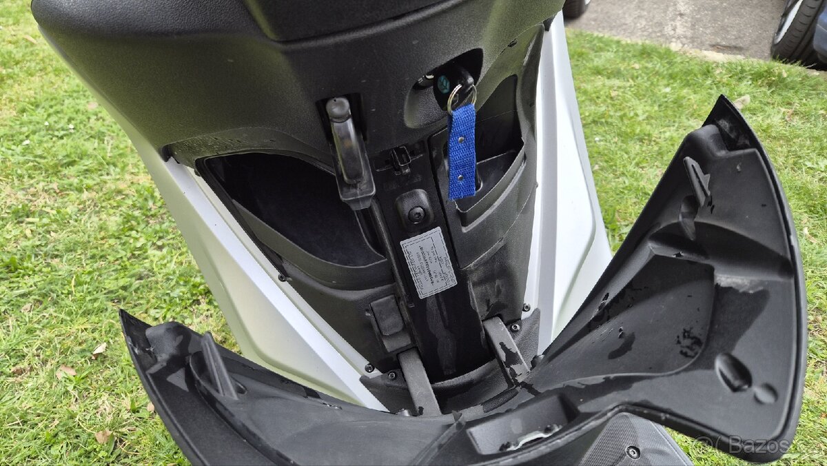Piaggio Medley 125 - 8