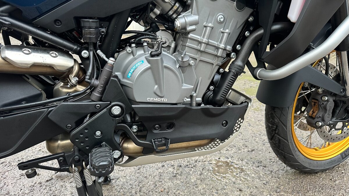 Moto 800MT Touring r.v. 2023 - 8