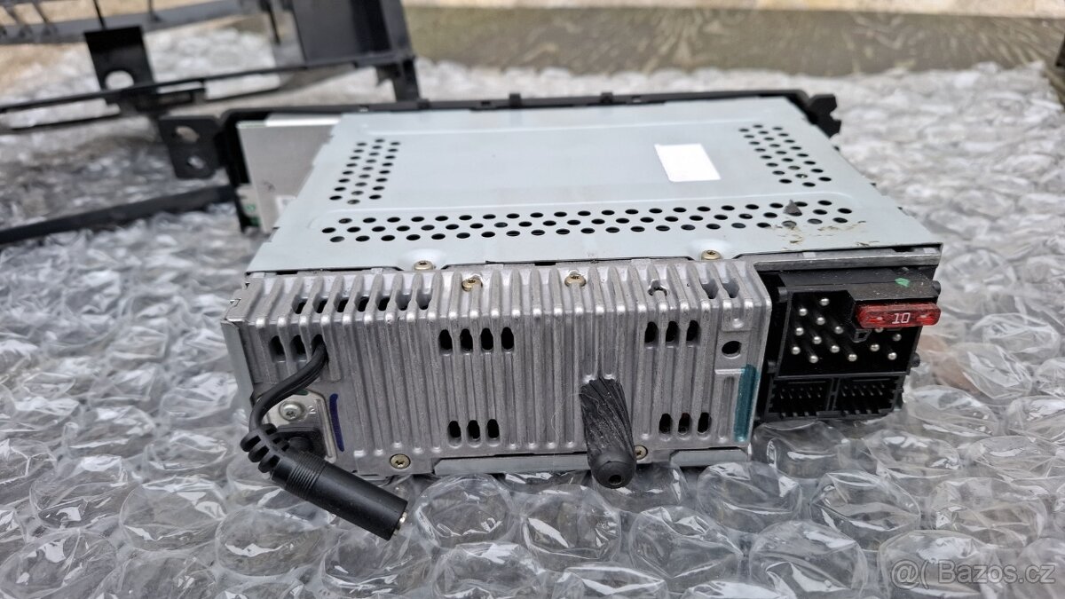 BMW E46 - Autoradio a rámeček - 8