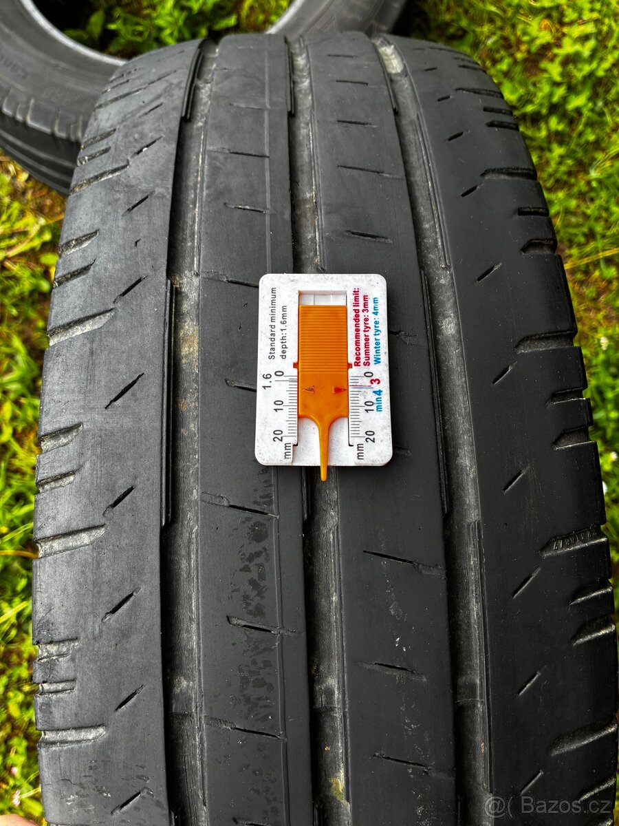 Pneu 215/75/16C - 8