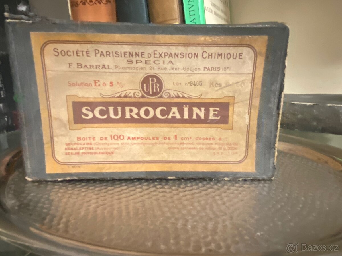 Stará lékařská skříň - 8