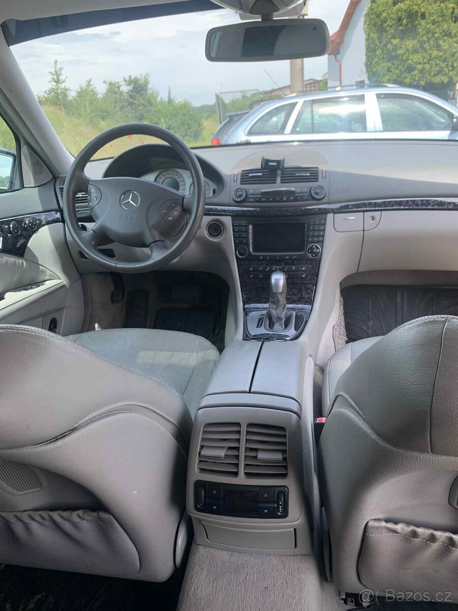 Mercedes-Benz E350 7G-tronic V6 200kw - 8