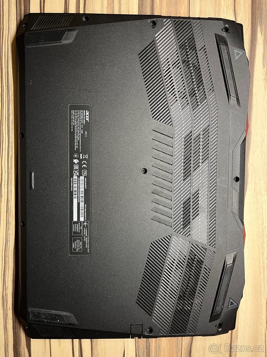 HERNÍ POČÍTAČ Acer Nitro 5 - 8