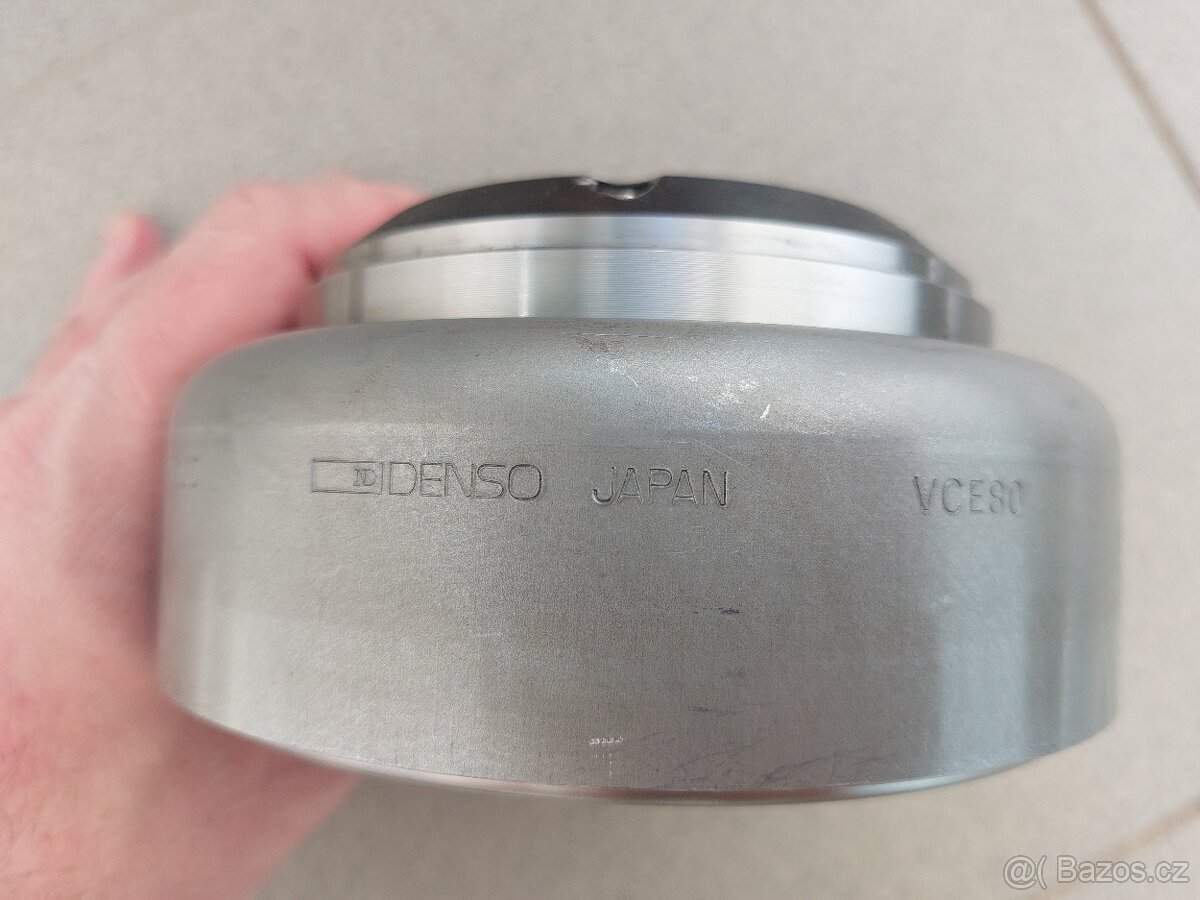 Kawasaki KLR650 rotor magneta originál - 8