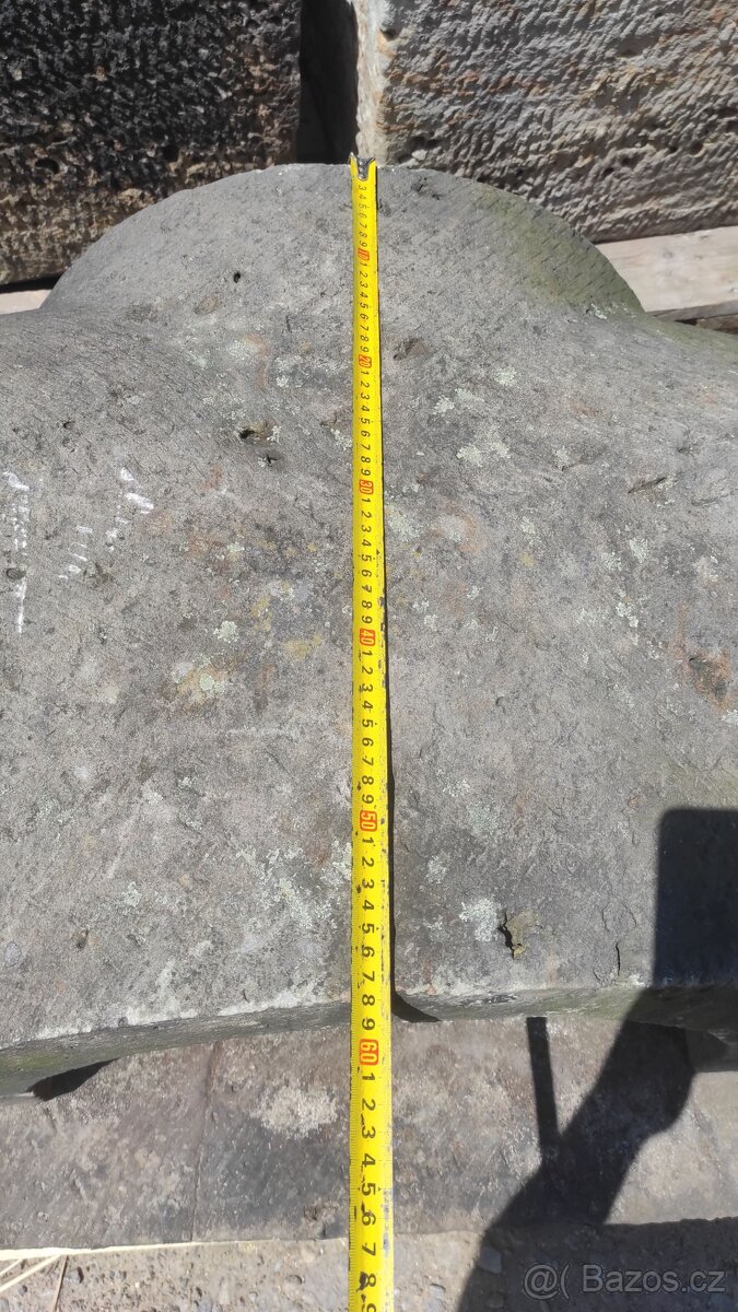 Starý kamenný komín, pískovcový komín - 8