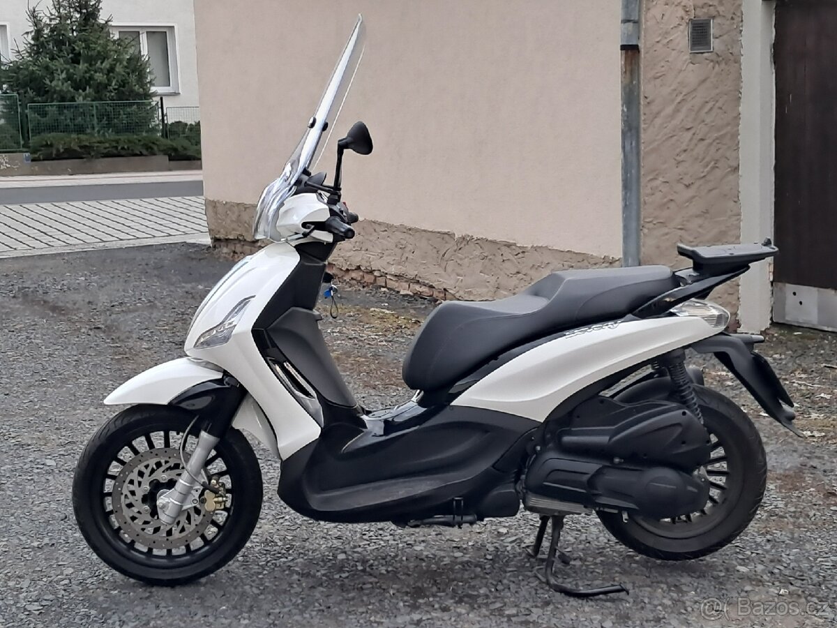 Piaggio Beverly 300 - 8
