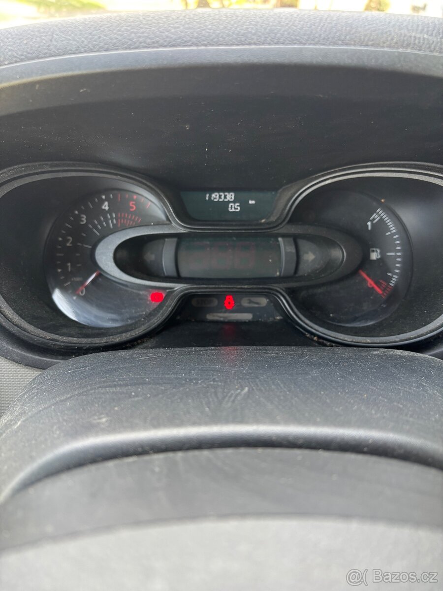 Renault Trafic III 1.6 dci L2H1 - 8