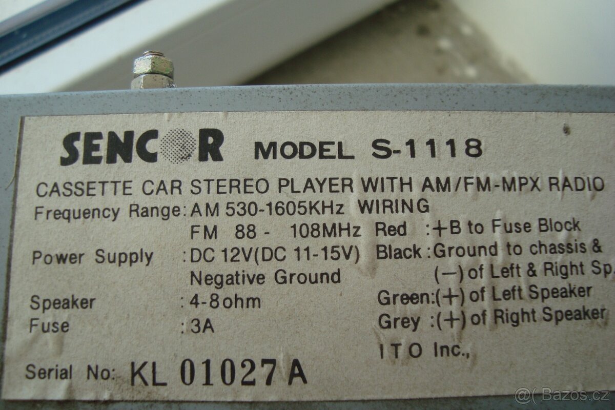 Autorádio a středový panel - 8