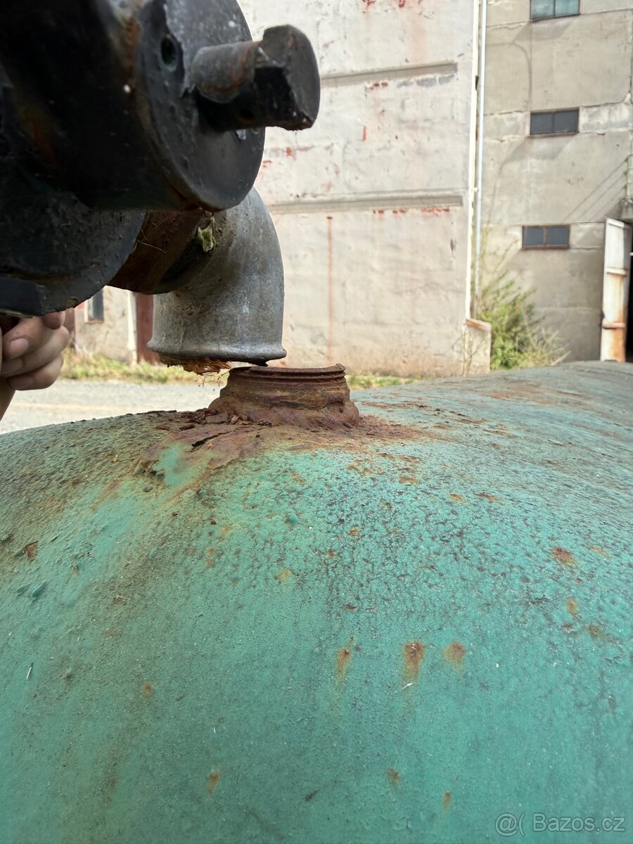 Fekal 2000l - 8