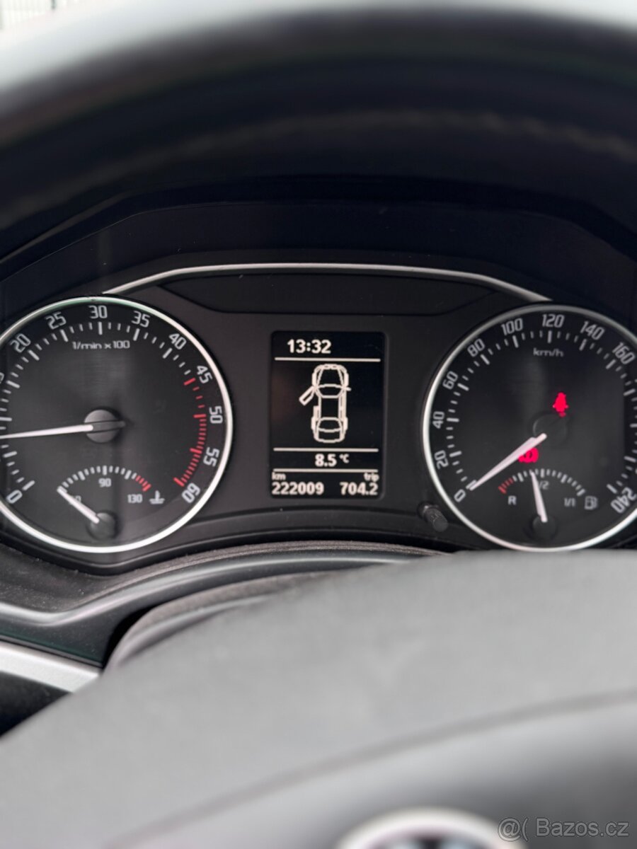 Skoda Octavia facelift 2011, 1.6tdi, PO VÝMĚNĚ ROZVODOÙ - 8