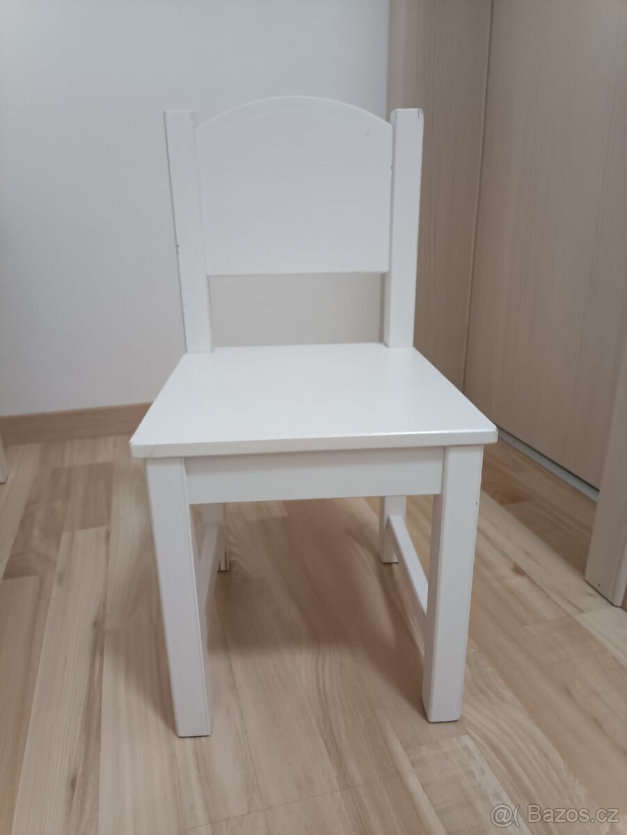 Dětský stolek se židličkou Ikea Sundvik - 8
