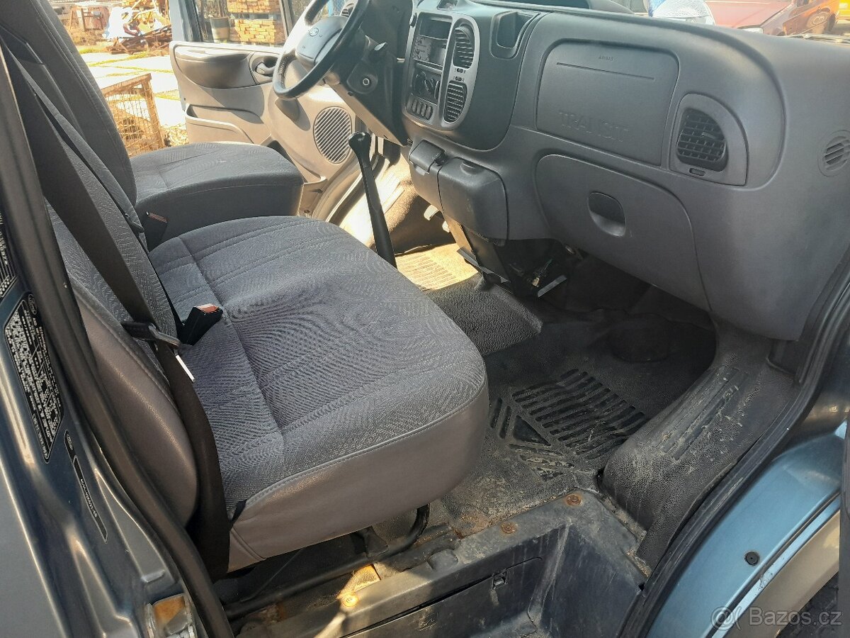 Prodám Ford Transit 9 míst 2004 po malé nehodě - 8