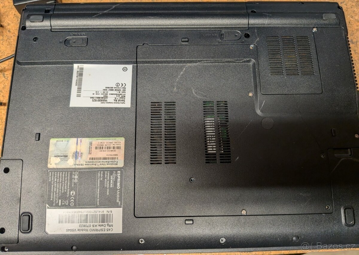 Retro notebook Fujitsu Siemens Esprimo mobile v5545 - 8