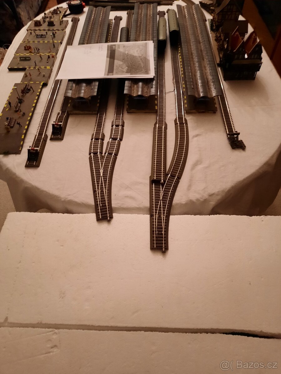 Nástupiště FALLER 120193 - 8