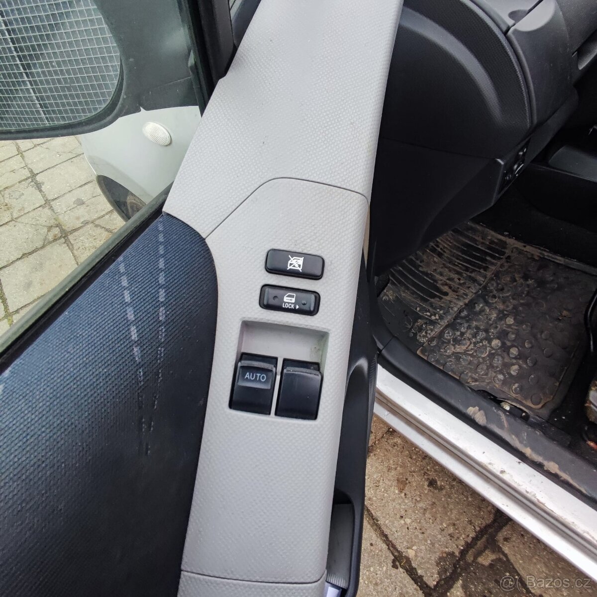 Toyota yaris 1,0 benzín rozvod řetěz - 8