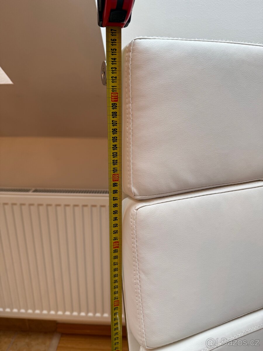 Bílé kancelářské křeslo - 8