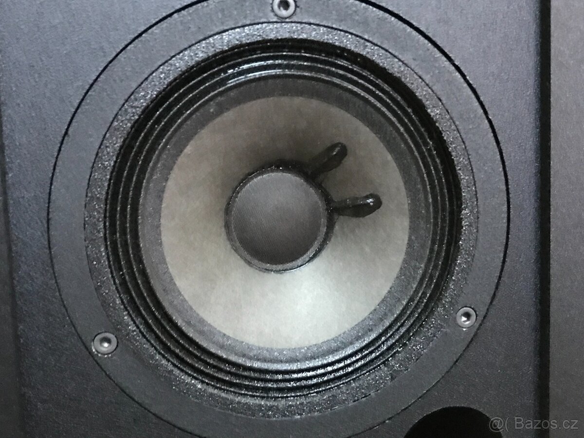 Triangle Titus e Velice zachovalé - 8