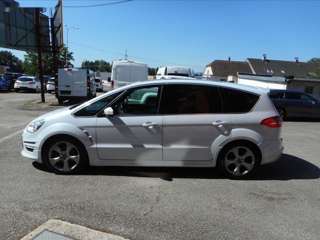 Ford S-MAX,2,0 i TITANIUM - 8