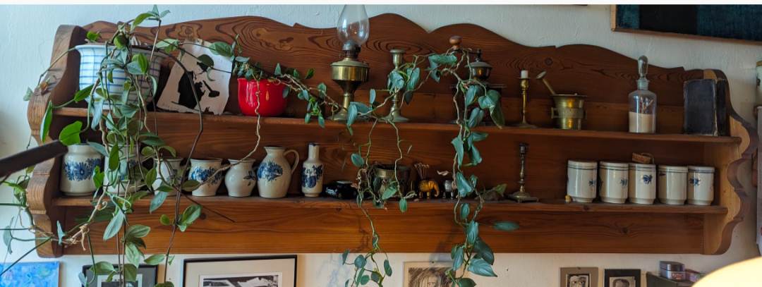 Úžasná velká masivní police - 8