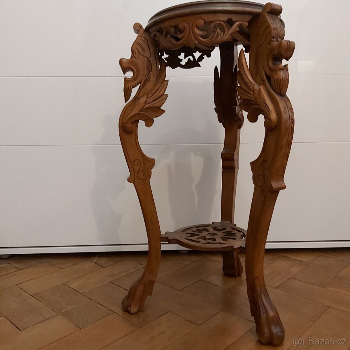 Starožitný stolek - 8