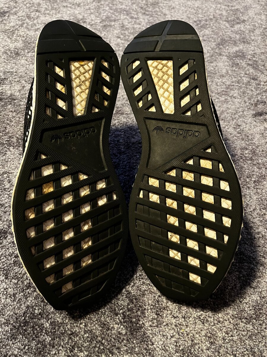 adidas Deerupt Runner. Velikost 46. černo bílé - 8
