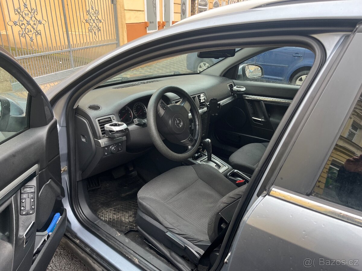 Opel Vectra C - 8