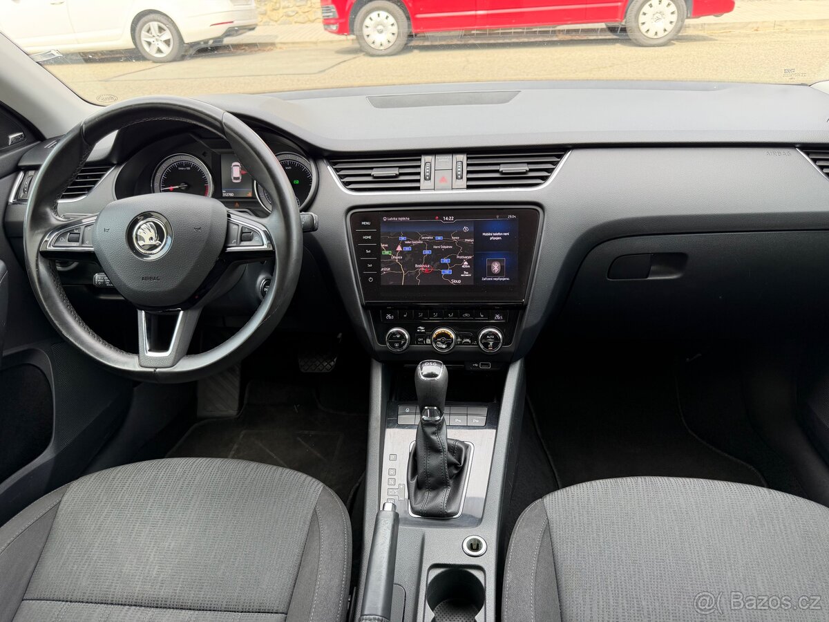 Škoda Octavia 3, dsg, 1.6tdi,LED,navi,tažné - 8