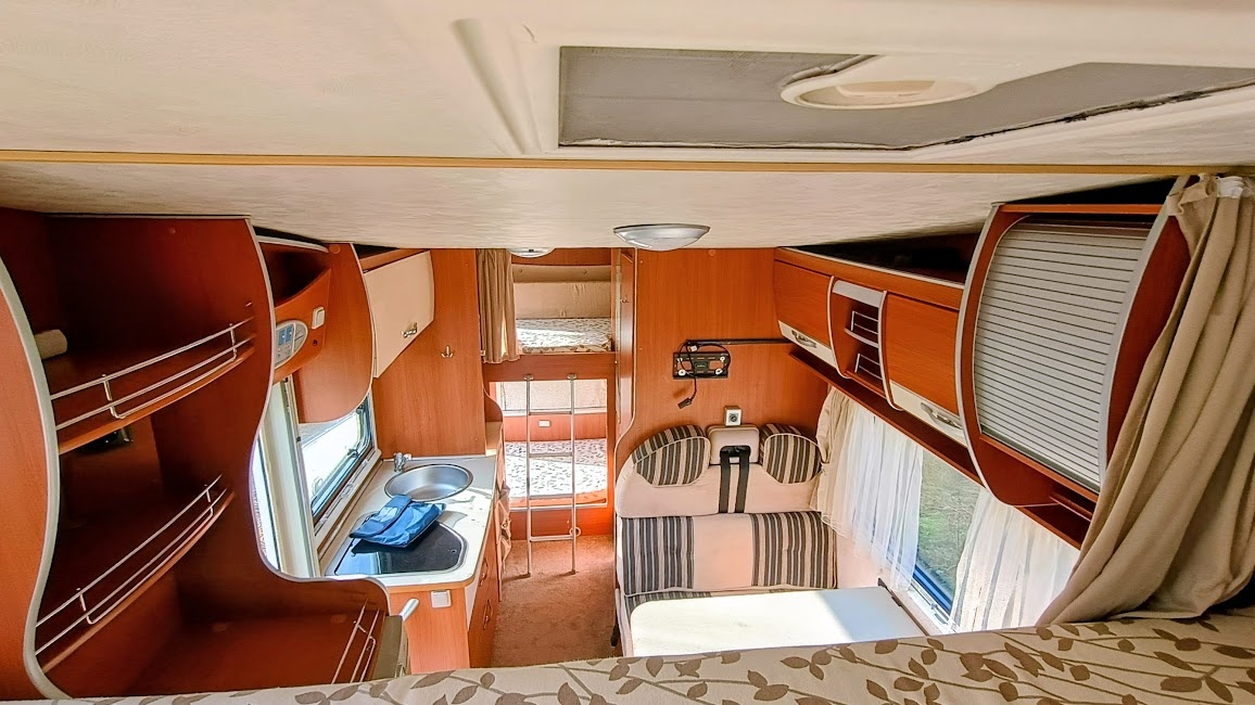 Fiat Ducato / McLouis, alkovna pro 6 osob, palandy/garáž - 8