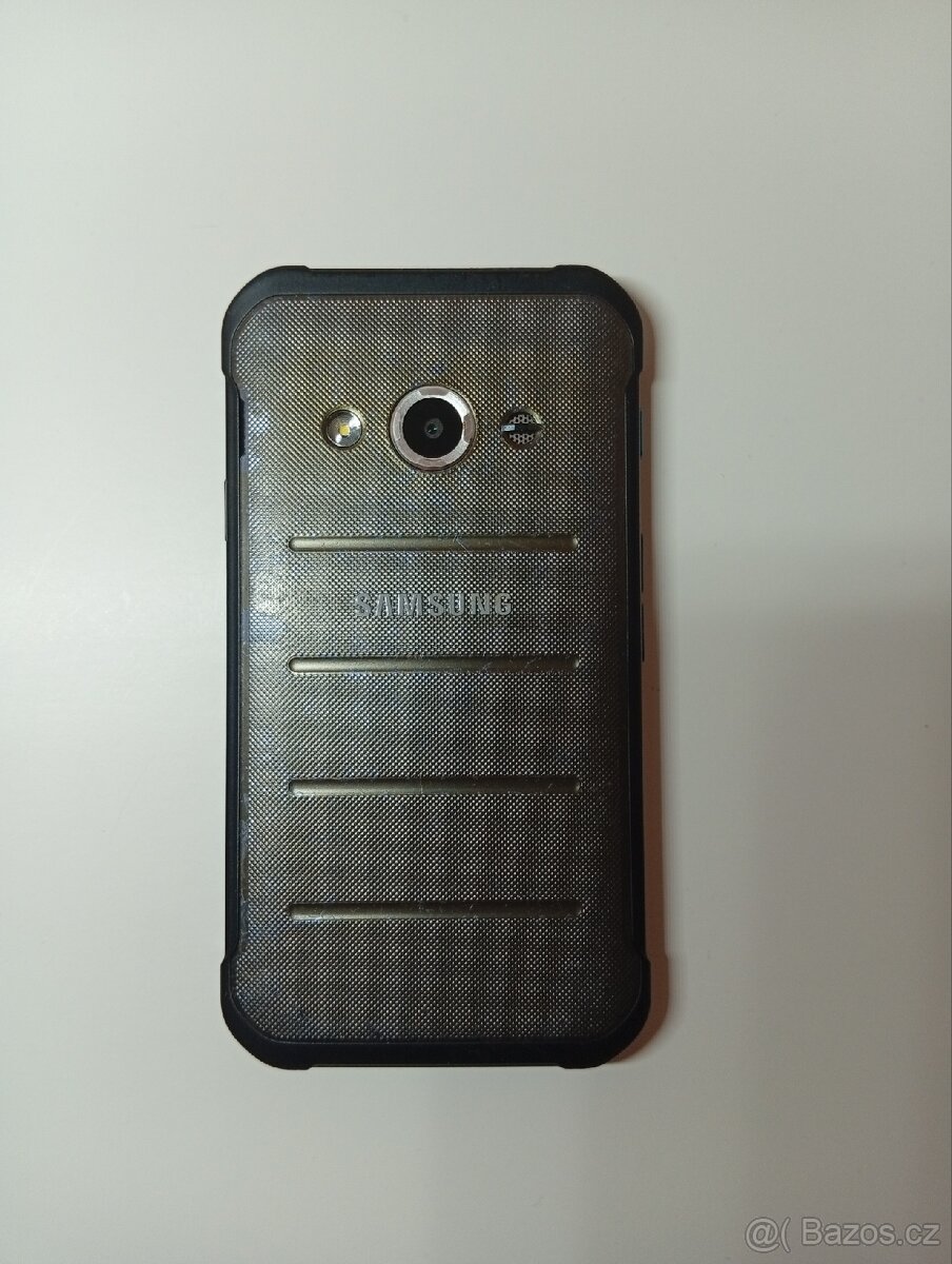 Samsung Galaxy XCover 3 – odolný telefon, plně funkční - 8