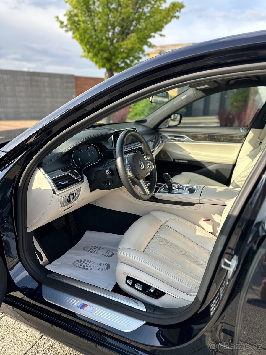 BMW 750i G11 xDrive/B&W/LASER - 8