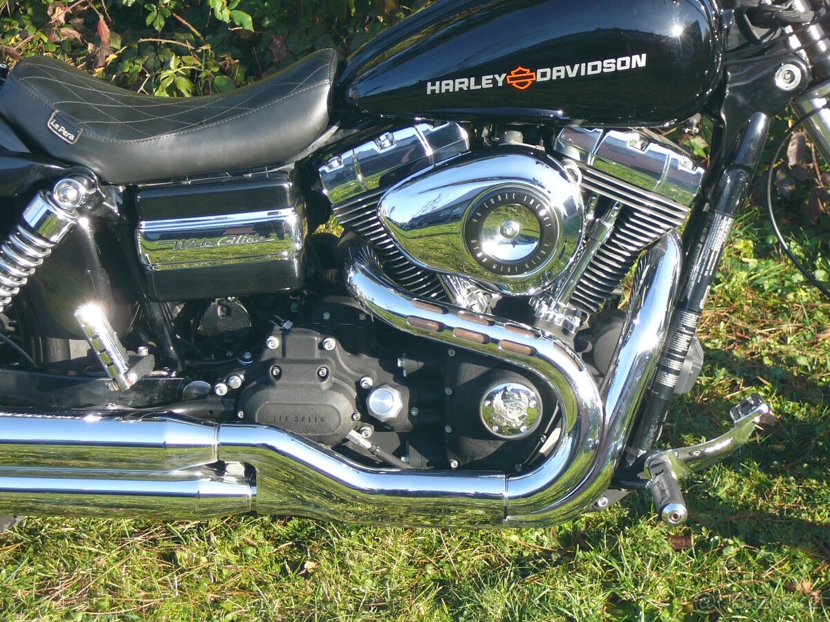 Harley-Davidson FXDWG Dyna Wide Glide 96ci 2011 - 8
