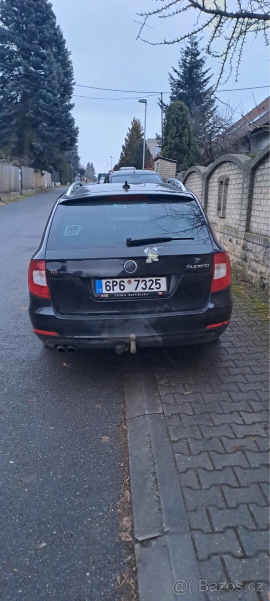 Superb 2012 1.6 nafta - 8