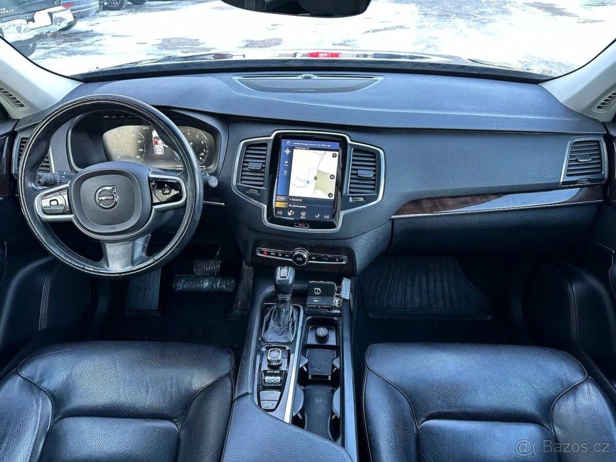 2019 VOLVO XC90 T5 MOMENTUM - 8