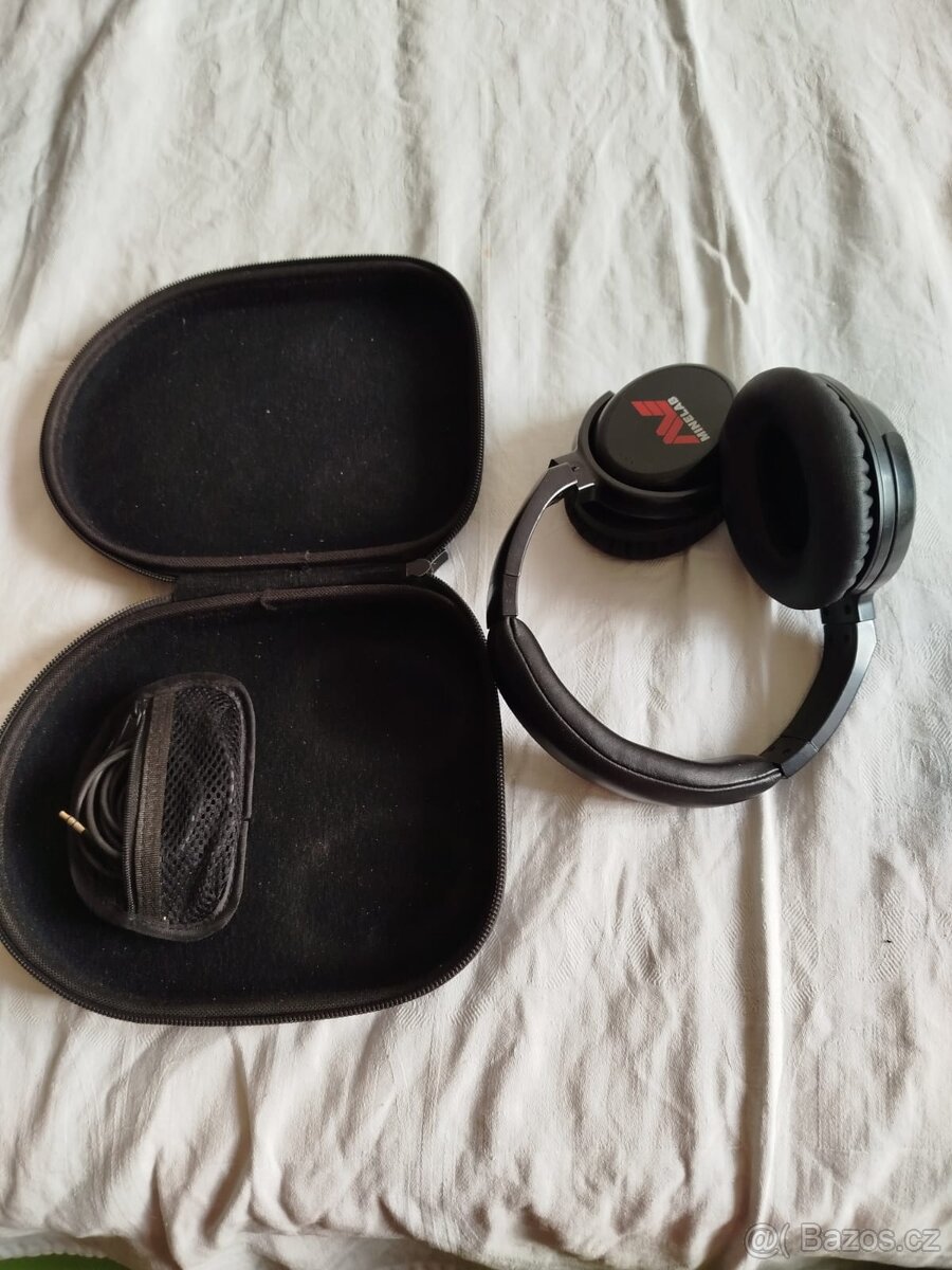 Detektor kovu Minelab Equinox 800 - 8