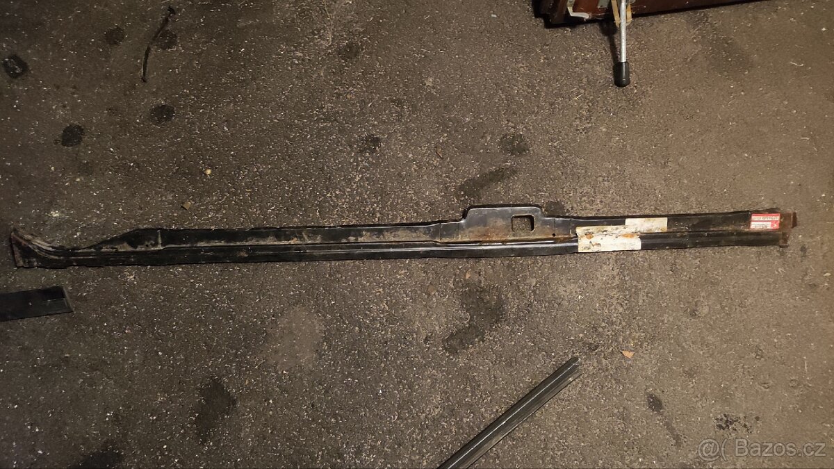 Díly Mercedes 190 W201 - 8