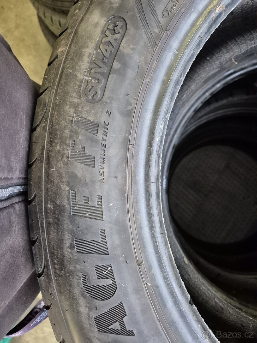 124. Sada letních pneumatik GoodYear 255/55/19 - 8