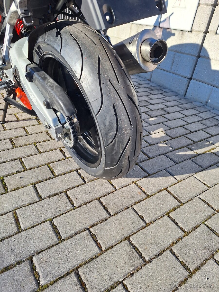 Honda cbr 600f-35kw - 8