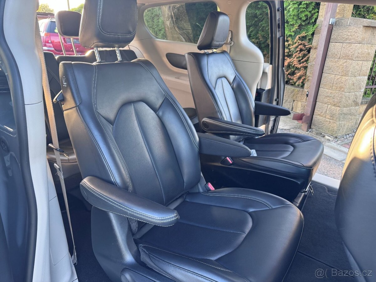Chrysler Pacifica 3,6 Hybrid Radar Limit 2023 DPH Akce - 8