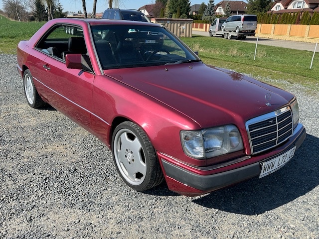 Mercedes-Benz 124 E220 kupé w124 - 8