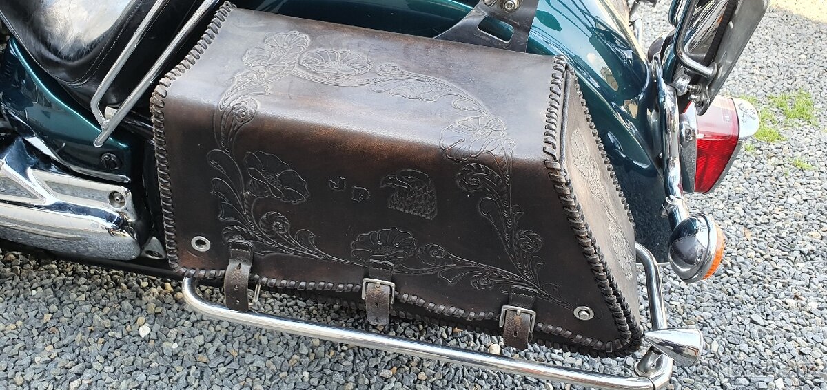 Yamaha XVS 1100A Dragstar Classic - 8